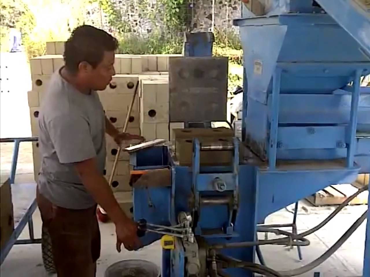 Semi-Automatic Press